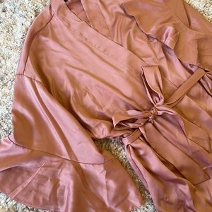 VS Silky Ruffled Robe